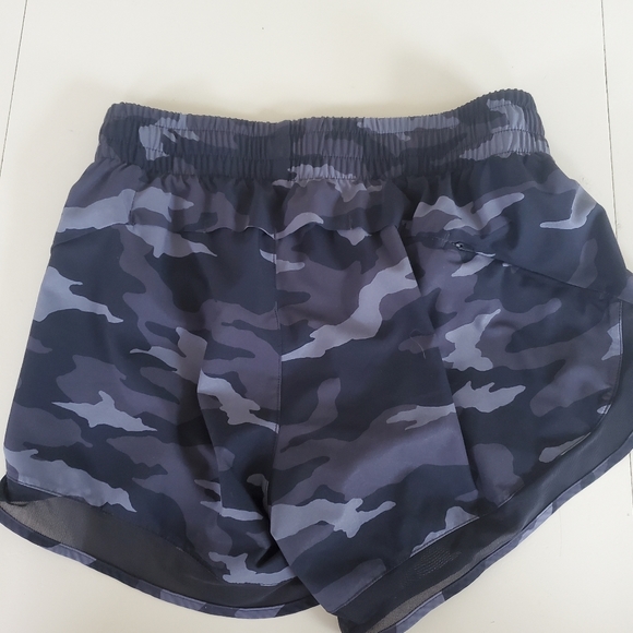 Athleta Mesh Racer Run Short Camo Sz XXS - Picture 2 of 7